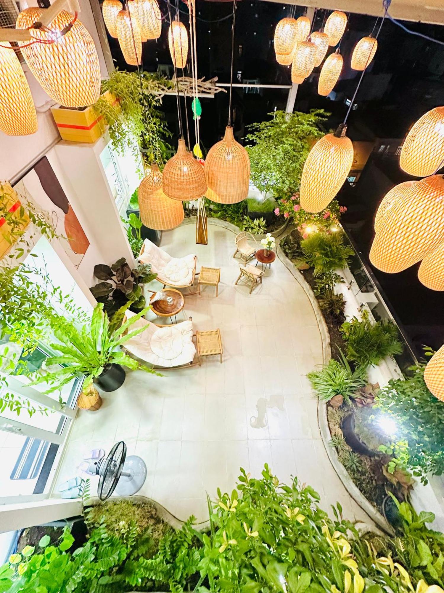 Skyline Penthouse Greenery Хошимин Экстерьер фото